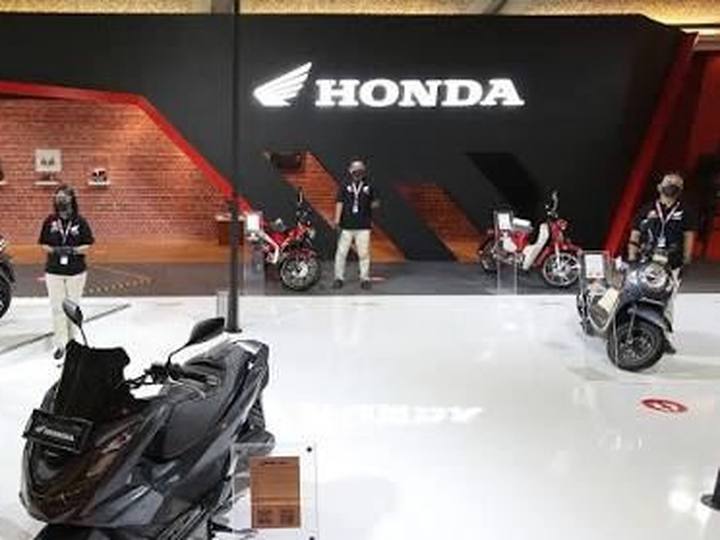 Honda BeAT Street Booth